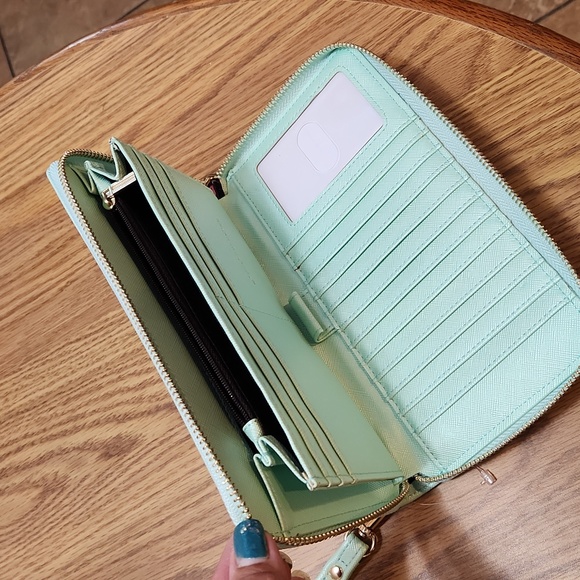 Chelmon wristlet wallet - Picture 3 of 4